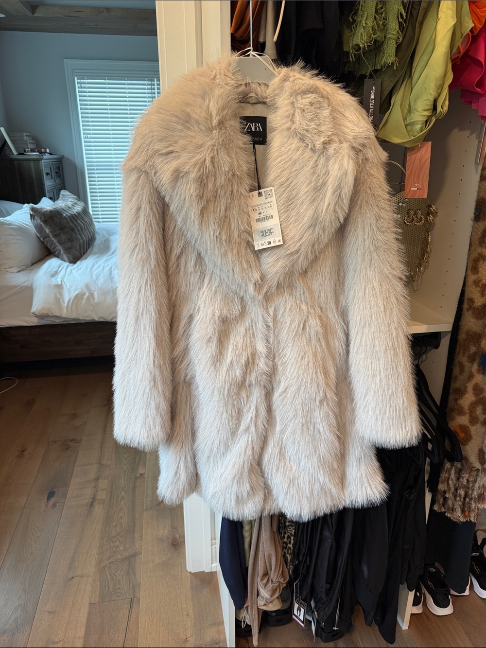 Zara Plush Teddy Jacket in Light Beige